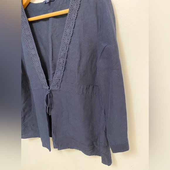 Reitmans Linen Rayon Blend Tie Front Blouse, Size L - Picture 3 of 6